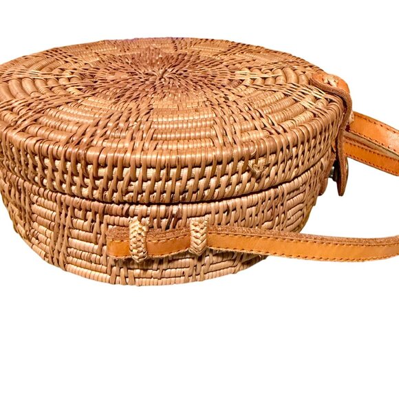 Crossbody Shoulder Rattan Bag Handmade in Bali Coastal Chic Boho - Picture 7 of 16